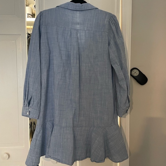Light Blue Button-Up Dress - Picture 3 of 3